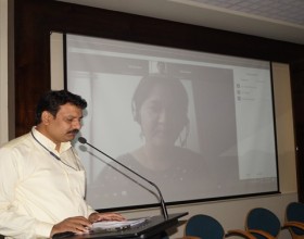 Alumni Talk [online]